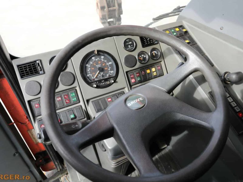 Automacara Grove GMK 2035 de inchiriat