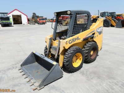 Mini-incarcator Gehl 4240