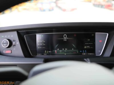 Cap tractor Volvo FH500 cu semiremorca platforma