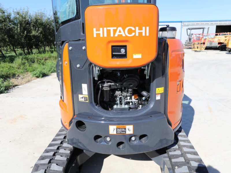 Excavator pe senile de cauciuc HITACHI ZX33U-5A NOU