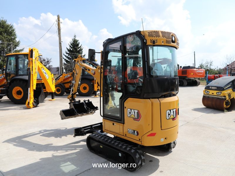 Miniexcavator pe șenile CAT 301.6, NOU
