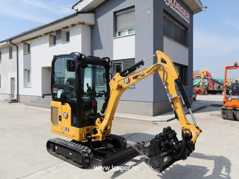 Miniexcavator pe șenile CAT 301.6, NOU